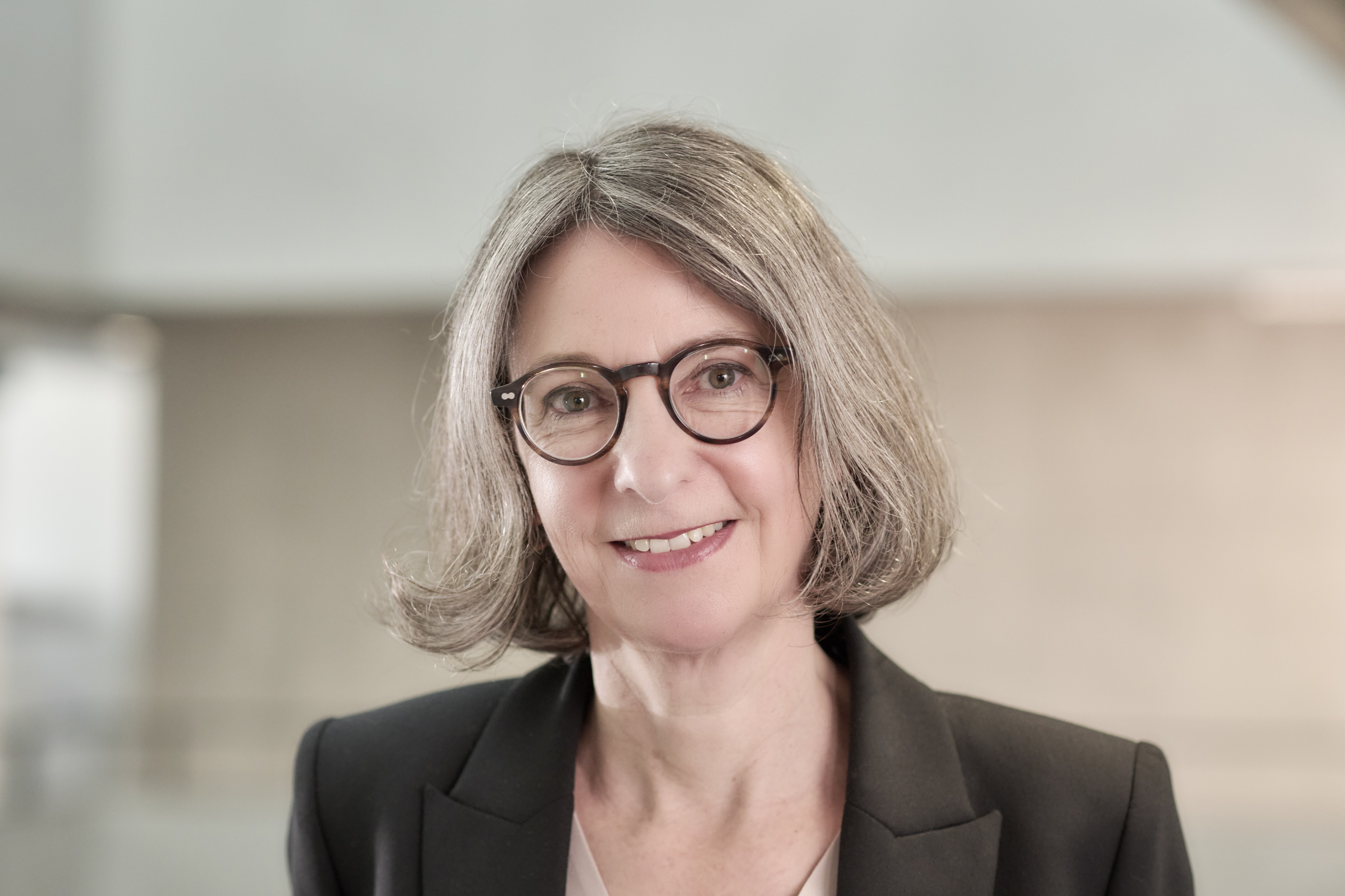 Anne Levy.jpg